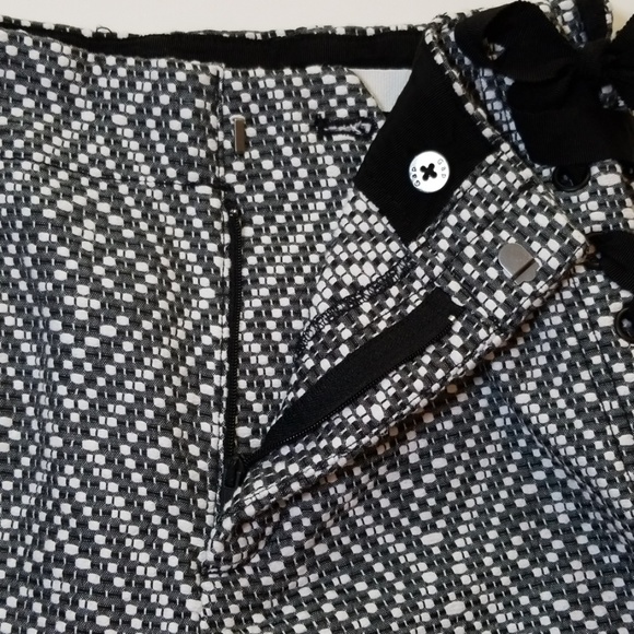 GAP textured woven shorts with ribbon laces - Picture 4 of 8